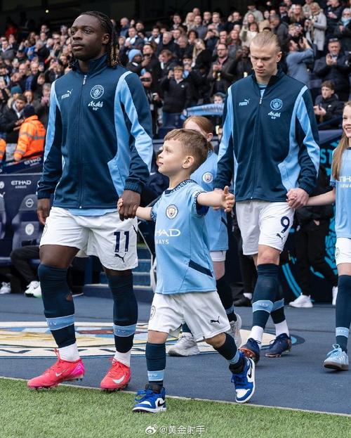 说了35次对不起！内托：已向被推搡的球童道歉，并把球衣送给了他