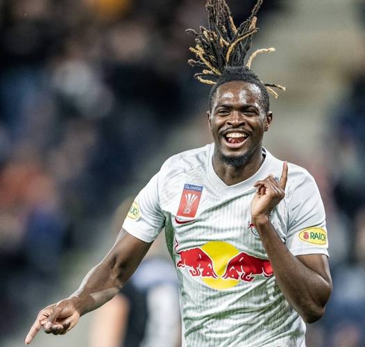 斯基拉：国米计划2300万欧回购小斯坦科维奇，准备签约至2031年