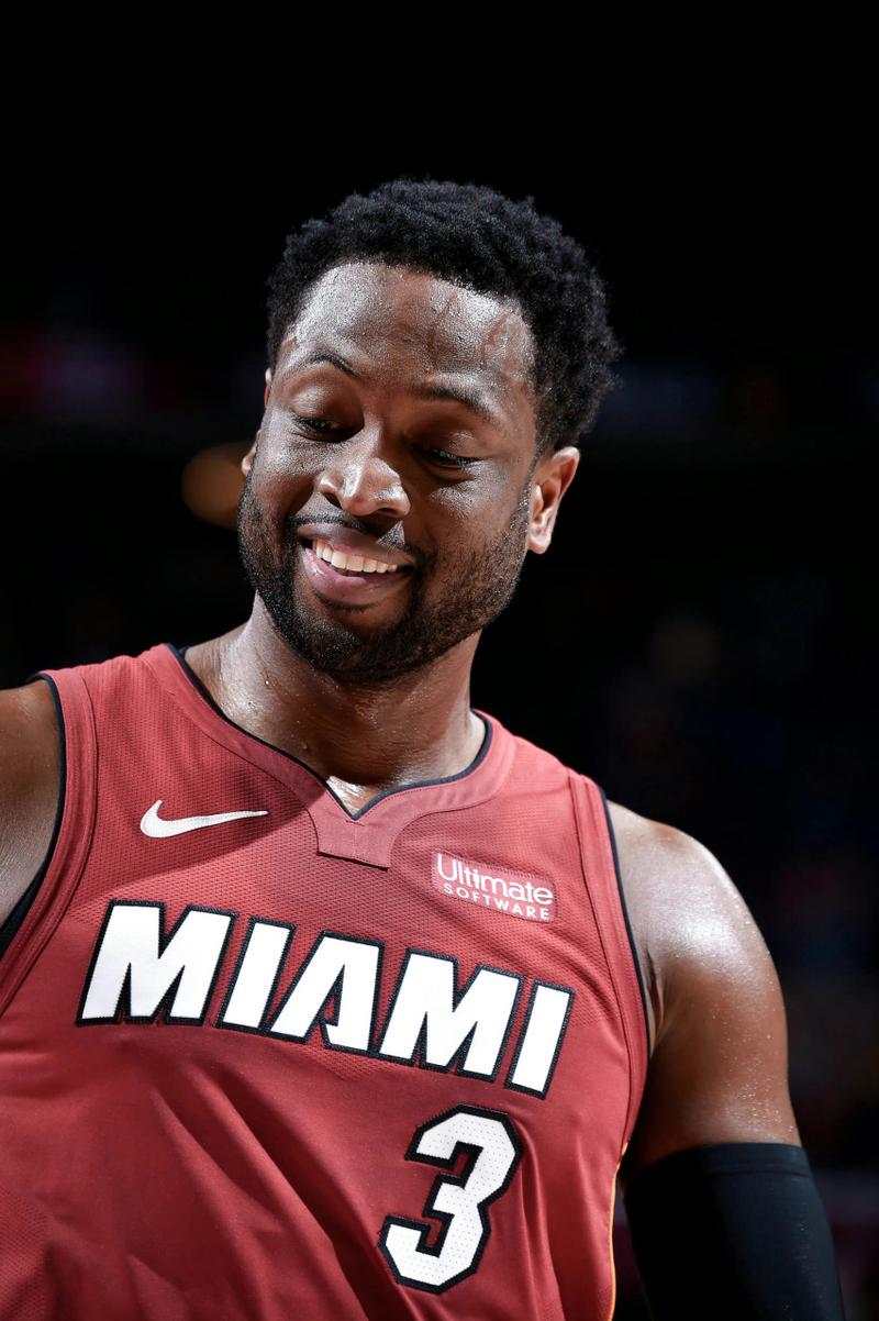 韦德：我在NBA拿不了83分 不是我风格 现在我打野球都拿不了83分