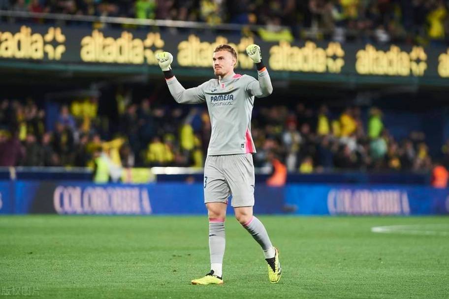 TA：切尔西输球归结于门将过于简单化，但蓝军确实未找到合适门将