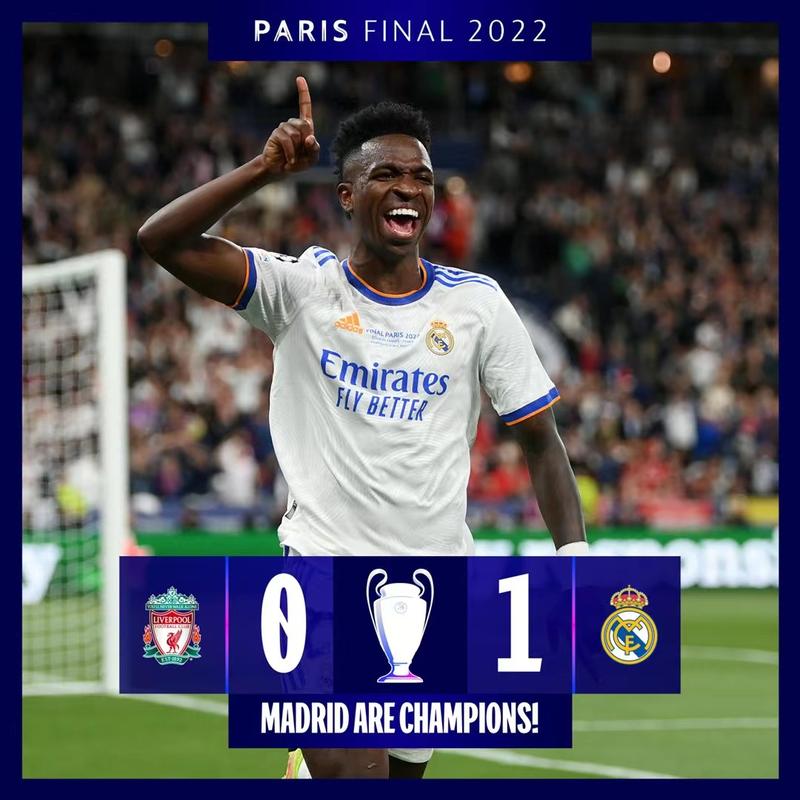 维尼修斯社媒转发与C罗同框图片：偶像