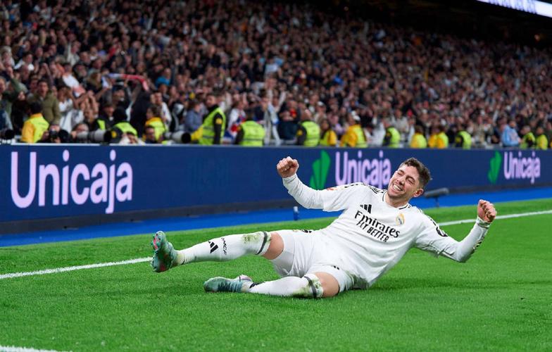 巴尔韦德谈戴帽：最喜欢第二个进球，进球后不知道该怎么庆祝