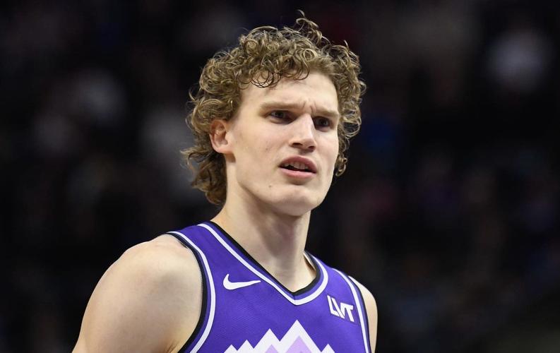 G联盟场均6分5.5板！名记：爵士与贝兹·姆本签下10天短合同