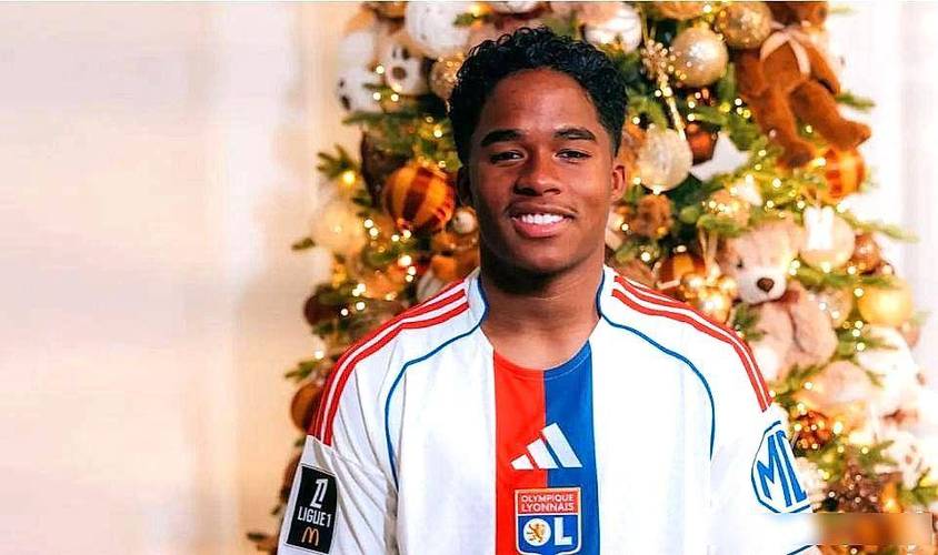 欧联首秀即破门！19岁恩德里克远射造门将脱手，帮助球队幸运绝平