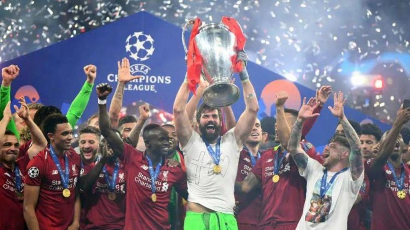 罗马诺：国米和尤文都有意阿利松，但球员目前首选是留在利物浦