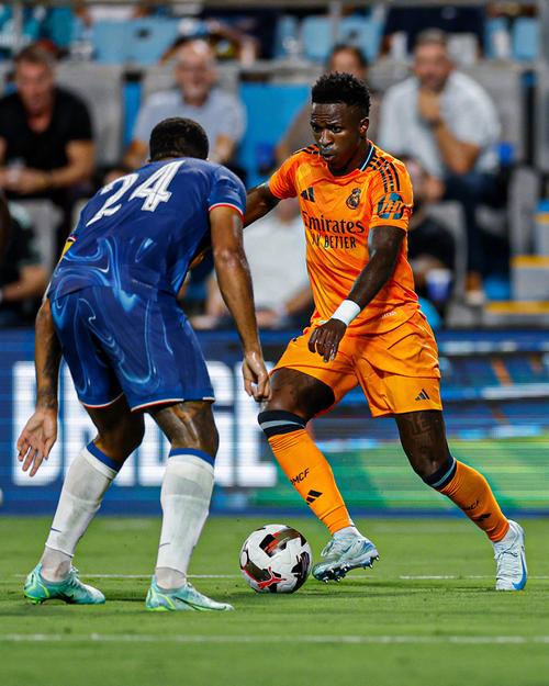 奥尔德里奇：希望利物浦能把凯莱赫弄回来，他可不能去切尔西