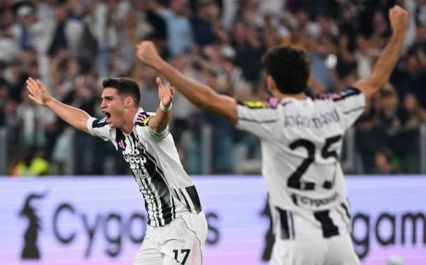 热格罗瓦迎来第一个孩子，尤文官推发文祝贺：恭喜！