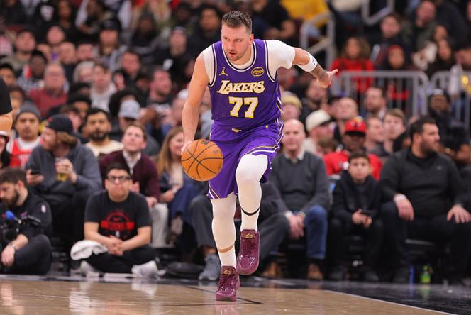 东契奇：我不会说布泽利斯对我说了什么 若我那样说 肯定会吃T