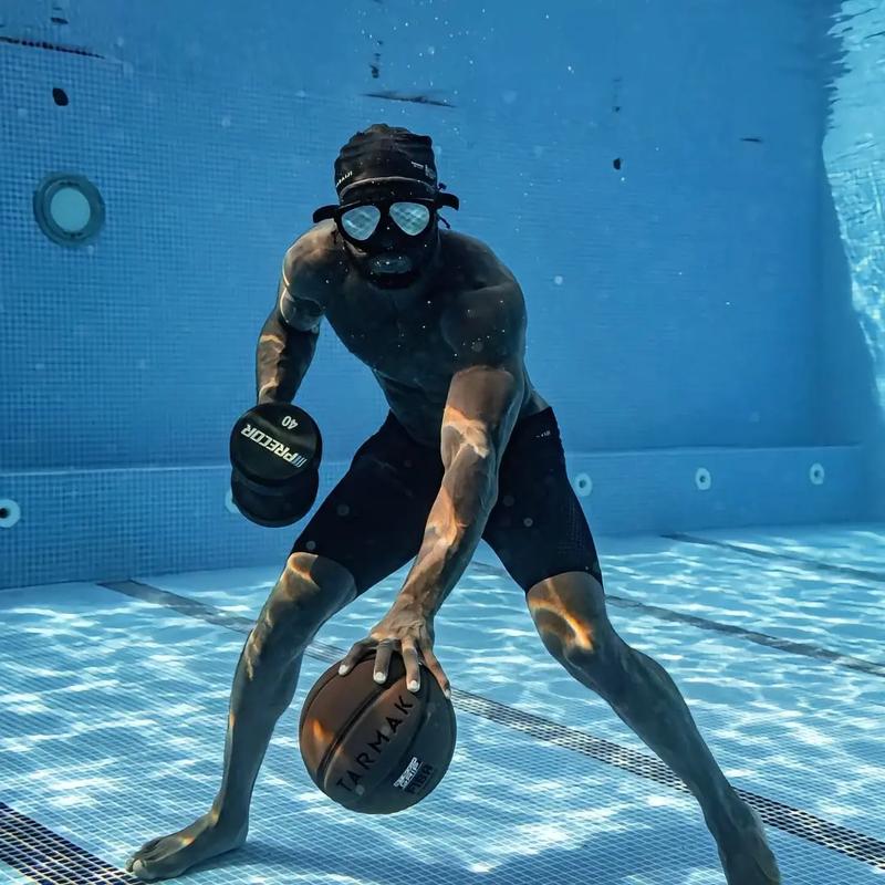 杰伦·布朗称赞亚历山大破纪录：伟大的标志就是这种稳定性