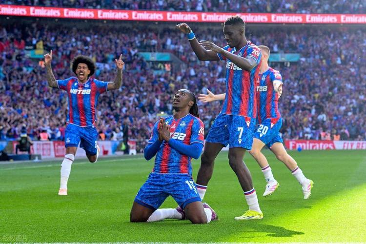 英媒预测阿森纳vs埃弗顿首发：哈弗茨、埃泽出战，马杜埃凯替萨卡