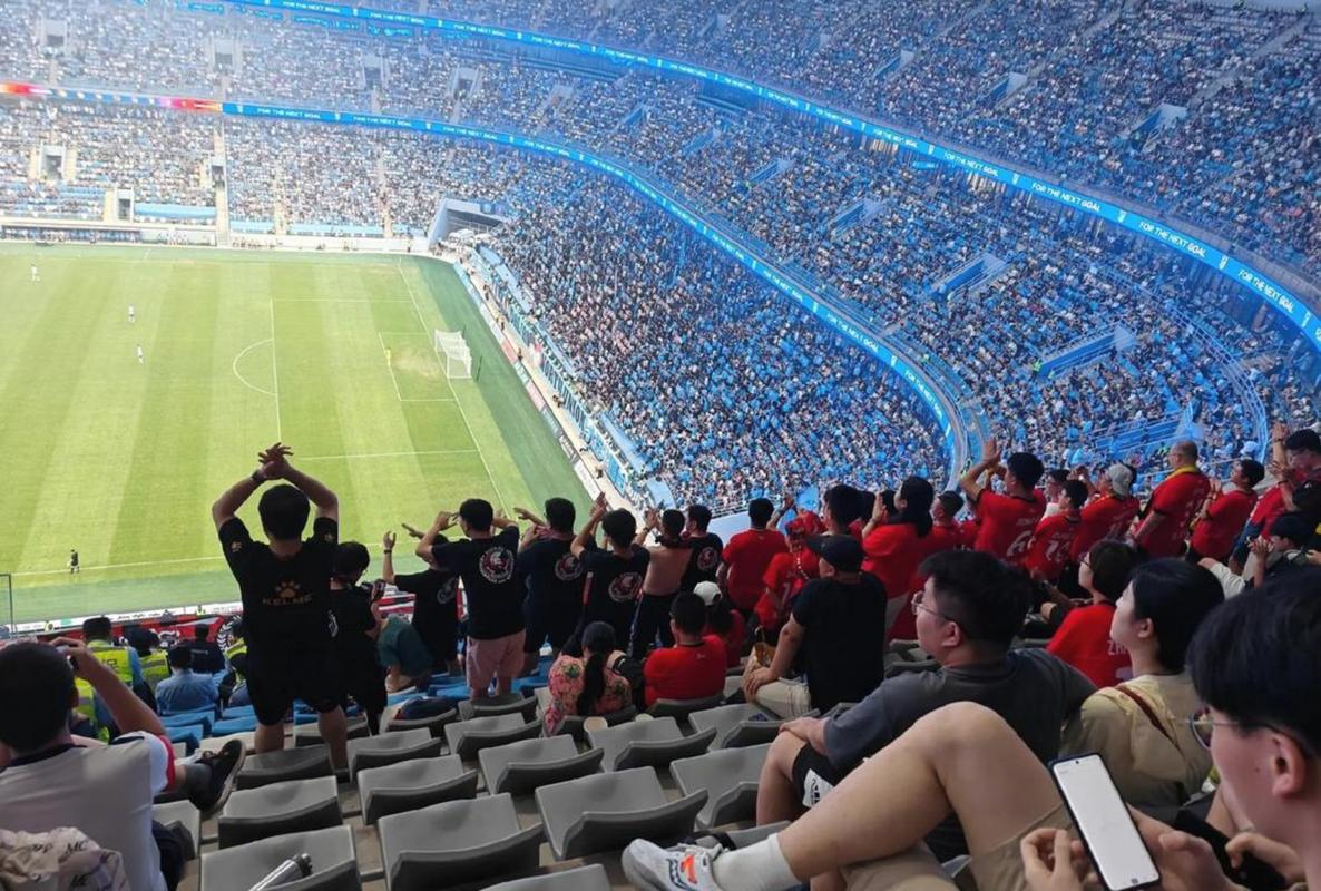 巴萨官方：将启用南看台首层新助威区，并对北看台新增座位抽签