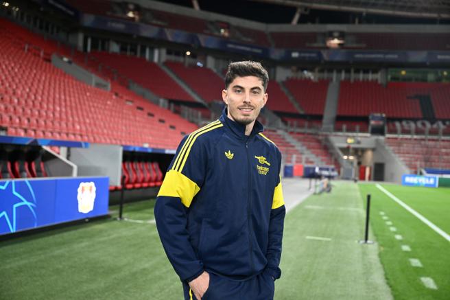 有情有义！勒沃库森在与阿森纳的比赛前，为哈弗茨准备了欢迎仪式