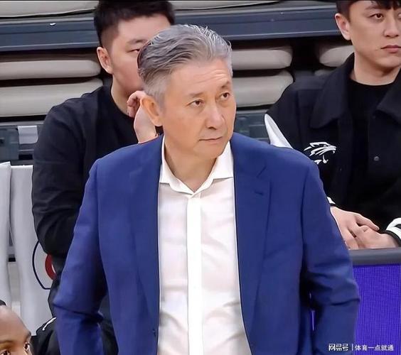 郑永刚：篮板劣势和对萨林杰的限制不够 最终影响了比赛结果