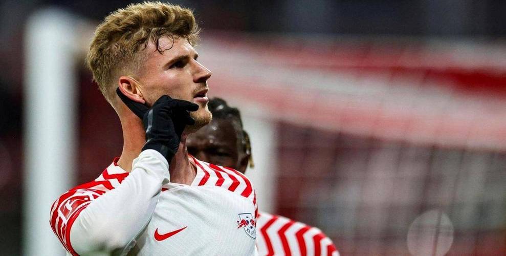 罗马诺：图多尔面临下课风险，德泽尔比和波切蒂诺是热刺新帅候选