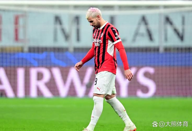 米体：希门尼斯伤愈复出受到全队欢迎，他相信自己能继续留在米兰