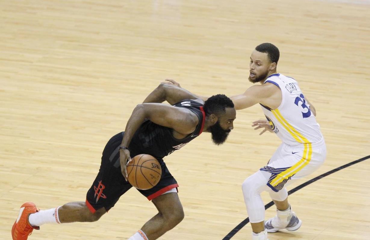 西部冠军概率：雷霆50%第1 马刺22 掘金16% 火箭5%湖人4%快船3%