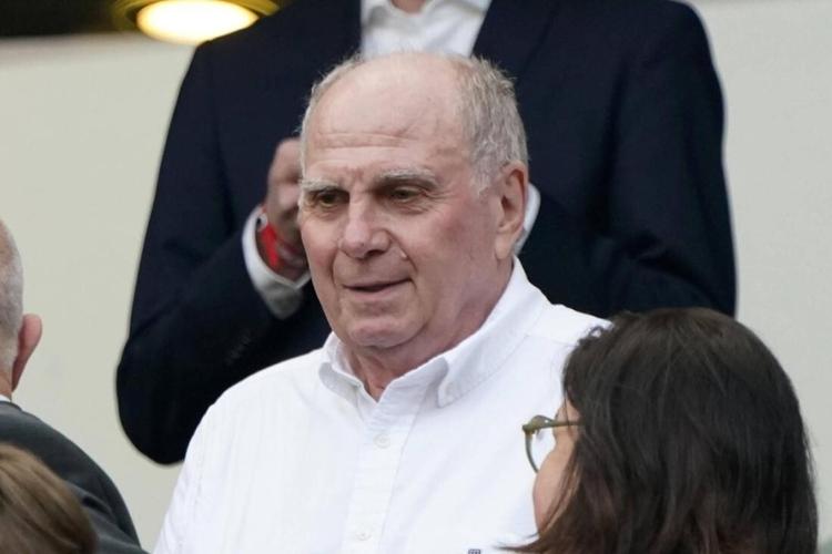 德媒：埃贝尔仍在为保住工作而战，赫内斯是他的主要批评者