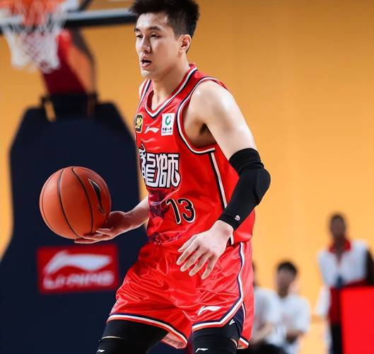 前交叉韧带完全断裂！博主：郭艾伦将在北京大学第三医院进行手术