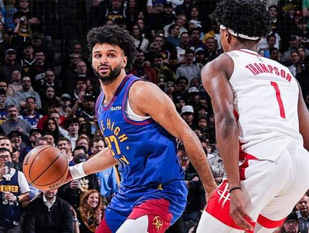 阿门谈造穆雷失误：我试图抢断&若失败就犯规 结果他踩线出界了