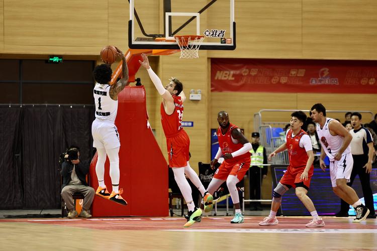 无限 我的城｜2025-2026赛季NBL常规赛第20轮五佳球