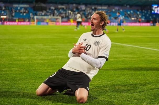 电讯报：沃尔特马德下赛季将体现价值，不会一直作为中锋第三选择