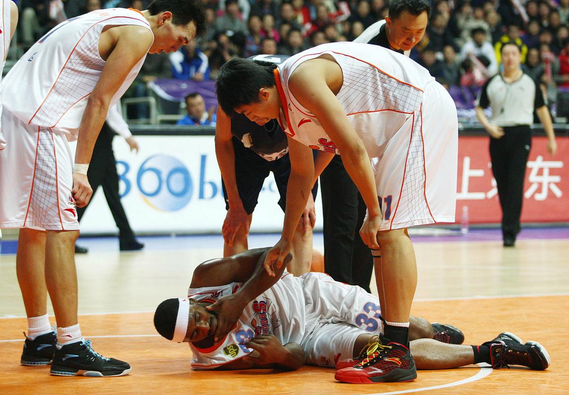 弗拉格：我的运动能力受伤后有点下滑 我想强势打完最后15场比赛