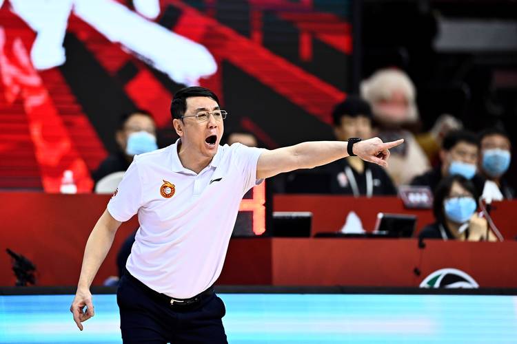 名人往事 | 球员王非和教练王非的两场杰作