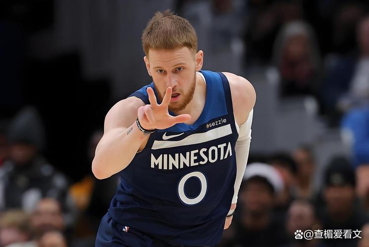 场均29.7分5.1板！明天森林狼战雷霆 爱德华兹因右膝酸痛出战成疑