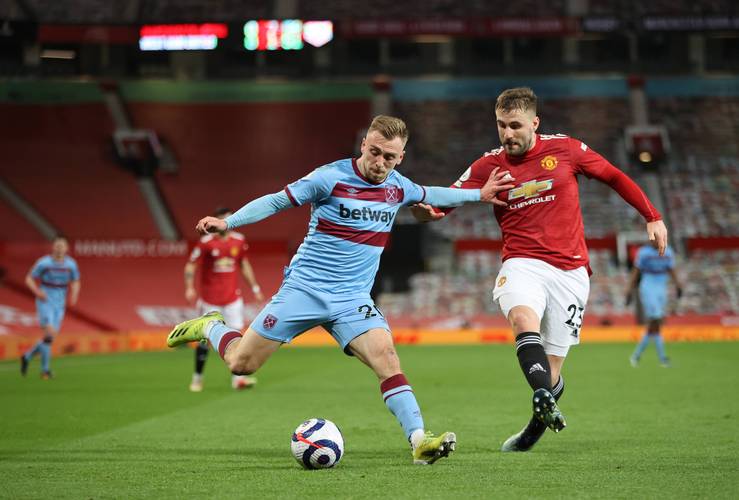 三天崩两路！曼城英超落后9分&欧冠0-3皇马 杯赛连战阿森纳利物浦