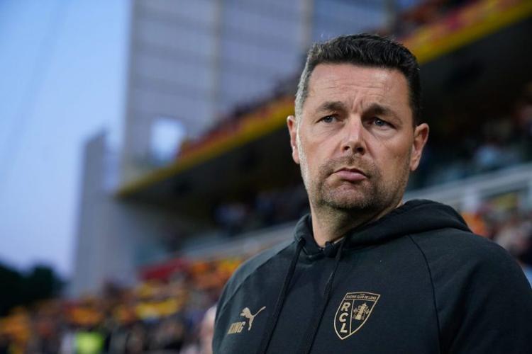 朗斯主帅：这场失利对我们是个很好的警示，要吸取经验激励自己