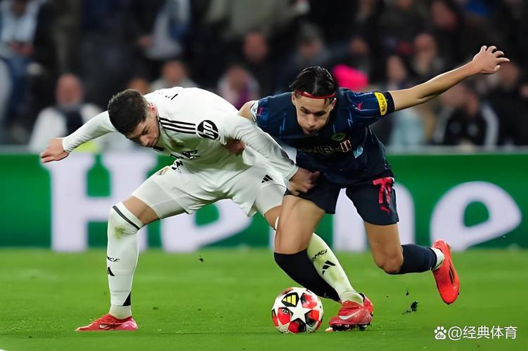 巴尔韦德晒皇马青训照片：感谢青训营的孩子们，他们一直倾尽全力