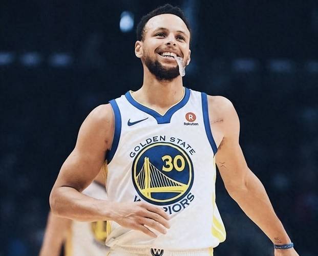 谁最难防？香波特：哈登（哨子）、库里（掩护）、KD（干扰不了）