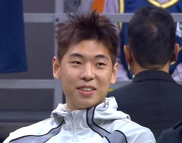 媒体人：高强度对抗下崔永熙状态未达最佳 复出首场 不宜过度苛责