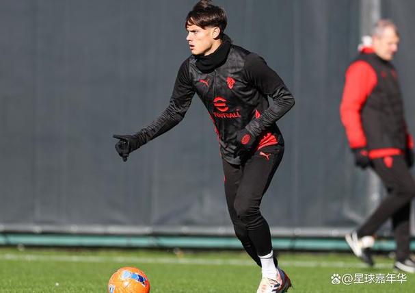 本轮联赛0-1负于拉齐奥，是米兰这个赛季意甲第一次在客场输球