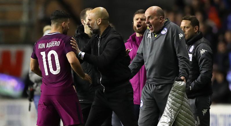 英甲队主场也叫圣詹姆斯公园，巴萨球迷导航错误最后被送一张门票