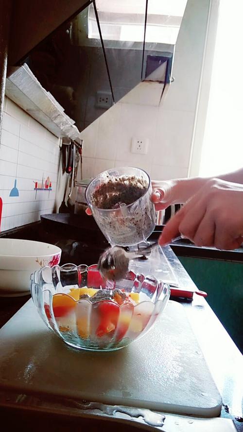 杨力维谈长期集训的言论是有风险的 因为可能会动一些人的蛋糕