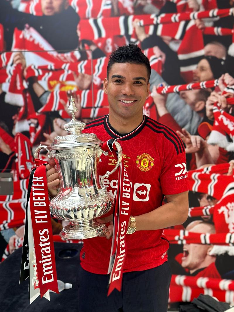 罗马诺：曼联目前没打算留卡塞米罗 jj·加布里埃尔是曼联新瑰宝