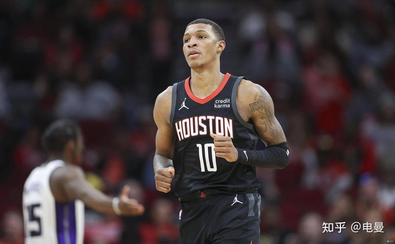 马刺上次打季后赛在18-19赛季！凯尔登：过程虽慢 但我们挺了过来