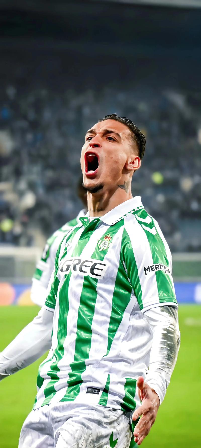 圆神又启动了！安东尼破门后戴帽庆祝，贝蒂斯次回合4球大胜逆转