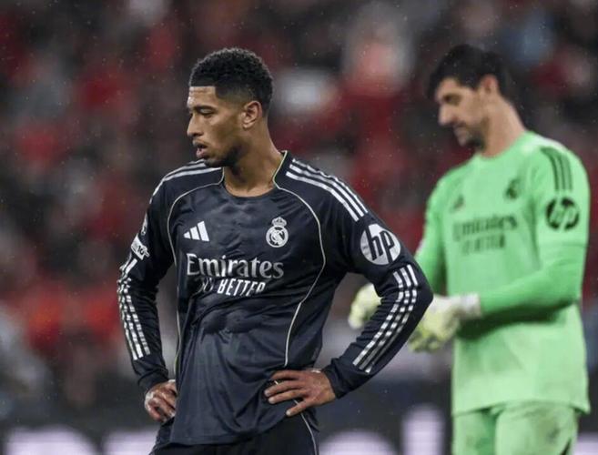 图赫尔谈征召35名球员：旨在增加队内竞争，拓宽选材视野