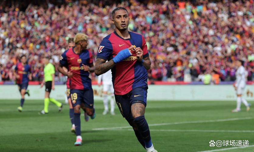 19球7助！拉菲尼亚本赛季已5次梅开二度，1次帽子戏法