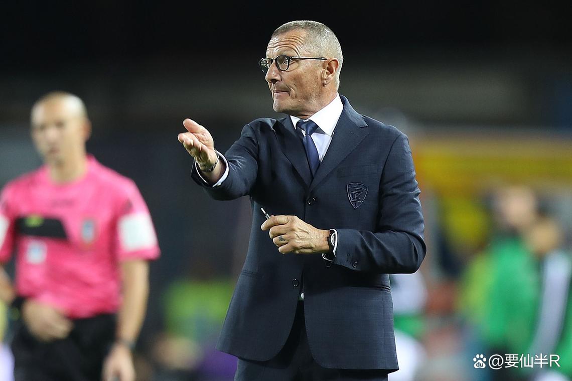 孔蒂：对于那不勒斯而言，每年有奖杯入账且拿到欧冠资格是完美的