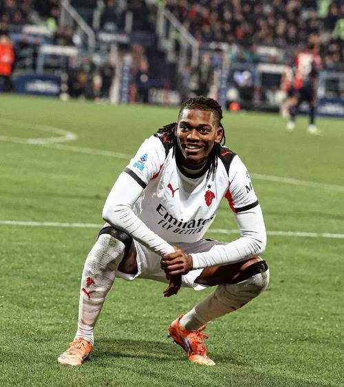 意天空：莱奥内收肌疼痛复发未参加训练，将缺席米兰对阵都灵比赛