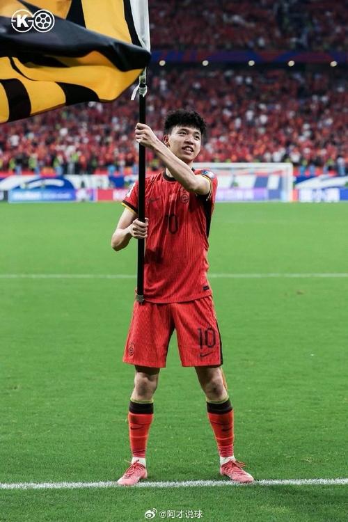 北青：王钰栋赛后自行走上大巴，伤势不重大概率不影响随国足备战