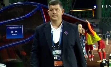 里斯蒂奇：外援必须要比现在做的更多，他们表现没有国内球员好