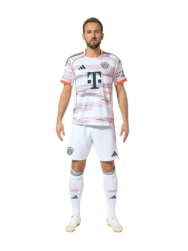 图片报：拜仁会为青训首秀球员举办白香肠庆典，或者在学院挂球衣