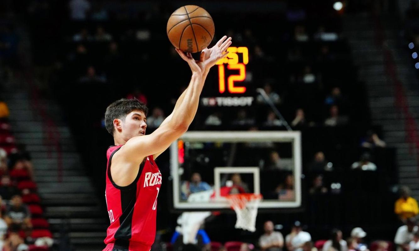 解说：近期伊森的三分命中率惨不忍睹 是该多用用谢泼德了