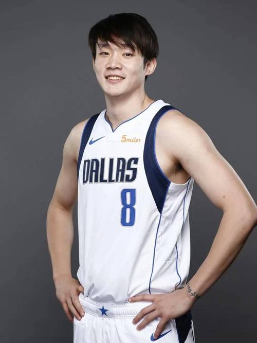 媒体人：相比于两届MVP的惊艳 丁彦雨航的职业生涯更多充满了遗憾