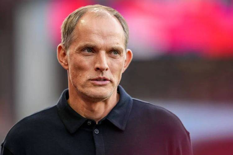 图赫尔：马奎尔在定位球方面能力出色 对梅努而言竞争才刚刚开始