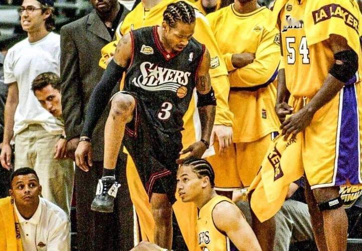 奥尼尔:艾弗森输总决赛要怪穆托姆博 后者说他能单防我